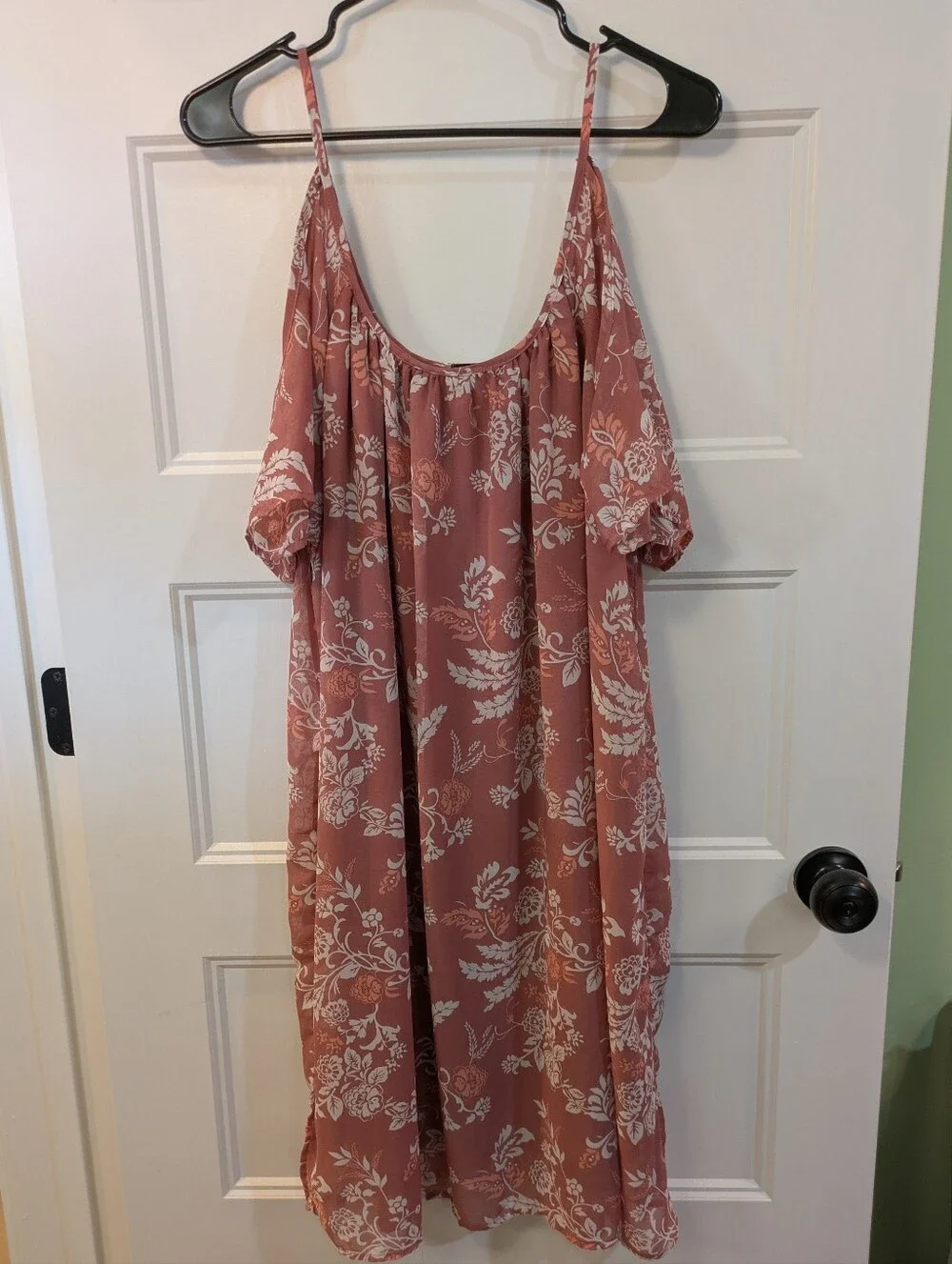 Women's Dusty Rose Floral Cold-Shoulder Dress - Picture 1 of 11